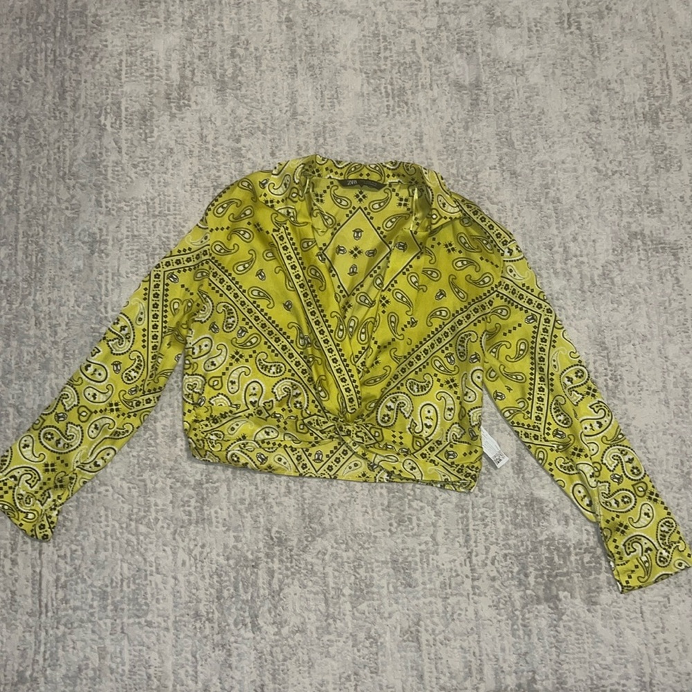 ZARA BANDANA SILK CROPPED BLOUSE!!🥝